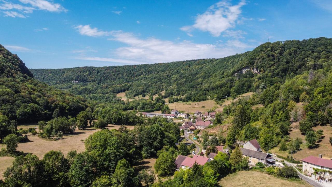 Gite Des Reculees Ladoye-sur-Seille Exterior photo