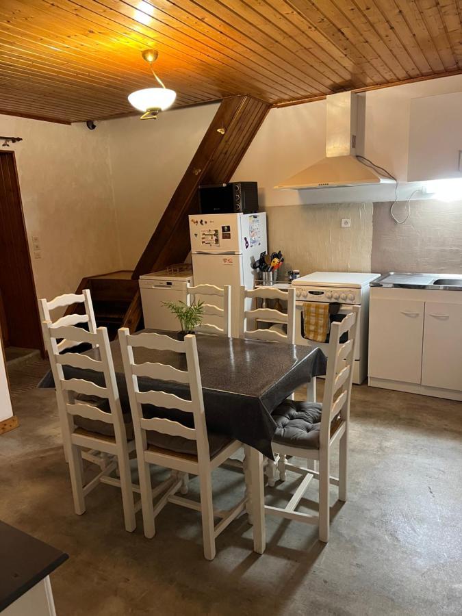 Gite Des Reculees Ladoye-sur-Seille Exterior photo